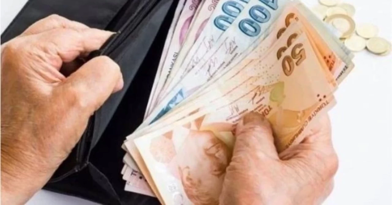 Memur ve Emekliye Yüzde 92 Zam Talebi Masada