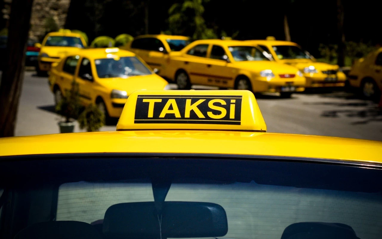 Taksiye Binmek Lüks Oldu! İndi-Bindi Ücreti Dudak Uçuklattı