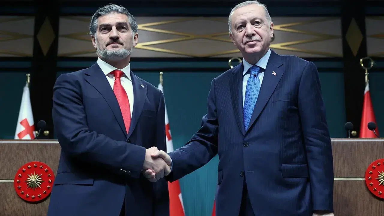 Türkiye ile Gürcistan Arasındaki Ticaret Hedefi 5 Milyar Dolara Yükseldi