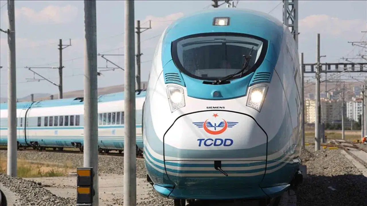 Ankara-İzmir YHT ile Seyahat Süresi 3,5 Saate Düşecek