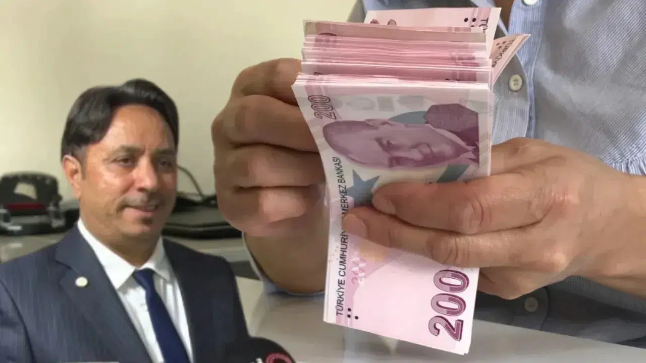En Düşük Emekli Maaşı Ne Kadar Olacak? İsa Karakaş Net Rakam Verdi
