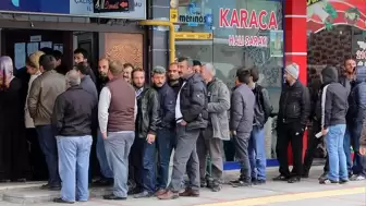 TÜİK Rakamları Açıkladı: 3 Milyon Kişi İşsiz, Kadınların Yarısı Evde
