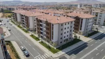 TOKİ ve Emlak Konut'tan Sürpriz Hamle! Ev Alamayanlara Yepyeni Fırsat