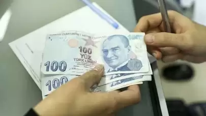 Emekliye Adeta İkramiye Gibi! Promosyon Tutarları Dudak Uçuklattı!